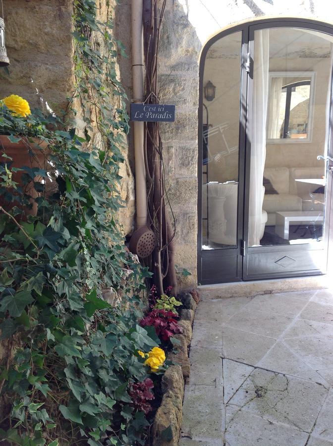 Un Patio En Luberon Ansouis Exterior foto