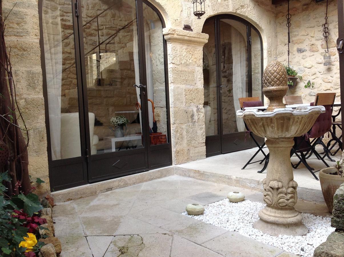 Un Patio En Luberon Ansouis Exterior foto