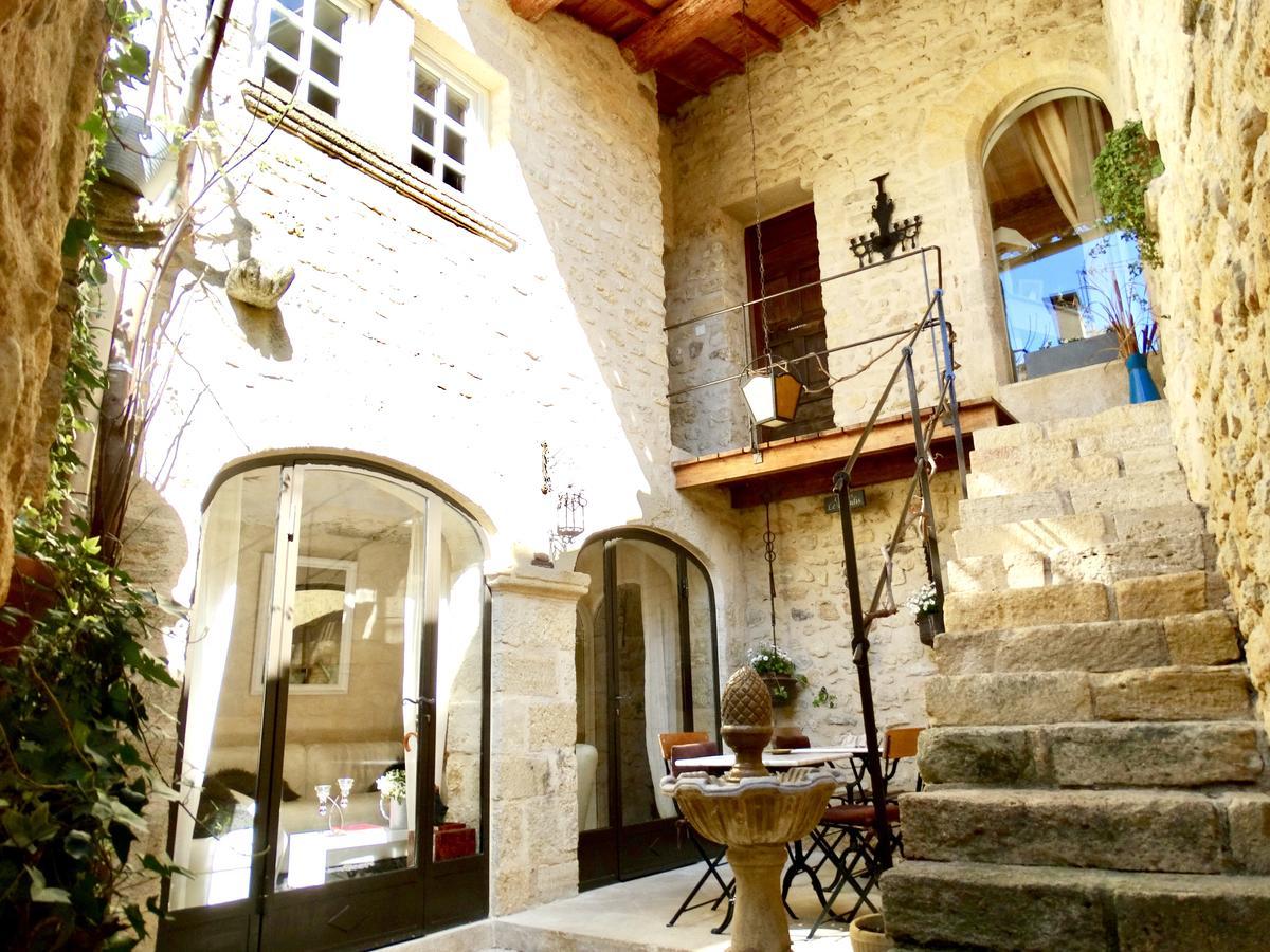 Un Patio En Luberon Ansouis Exterior foto