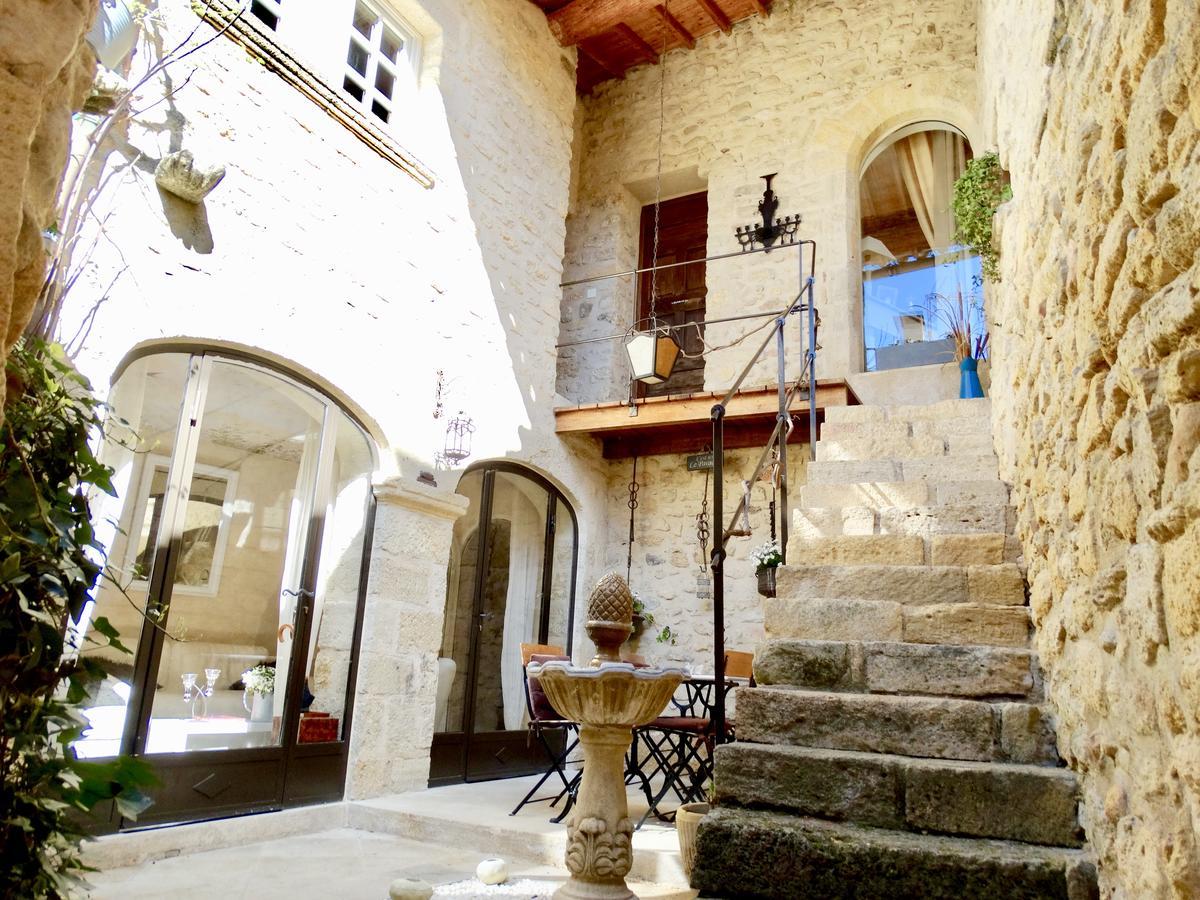 Un Patio En Luberon Ansouis Exterior foto